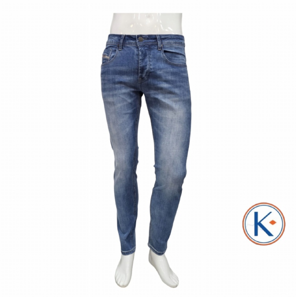 Prenda de hombre del catálogo de Kadesh Moda