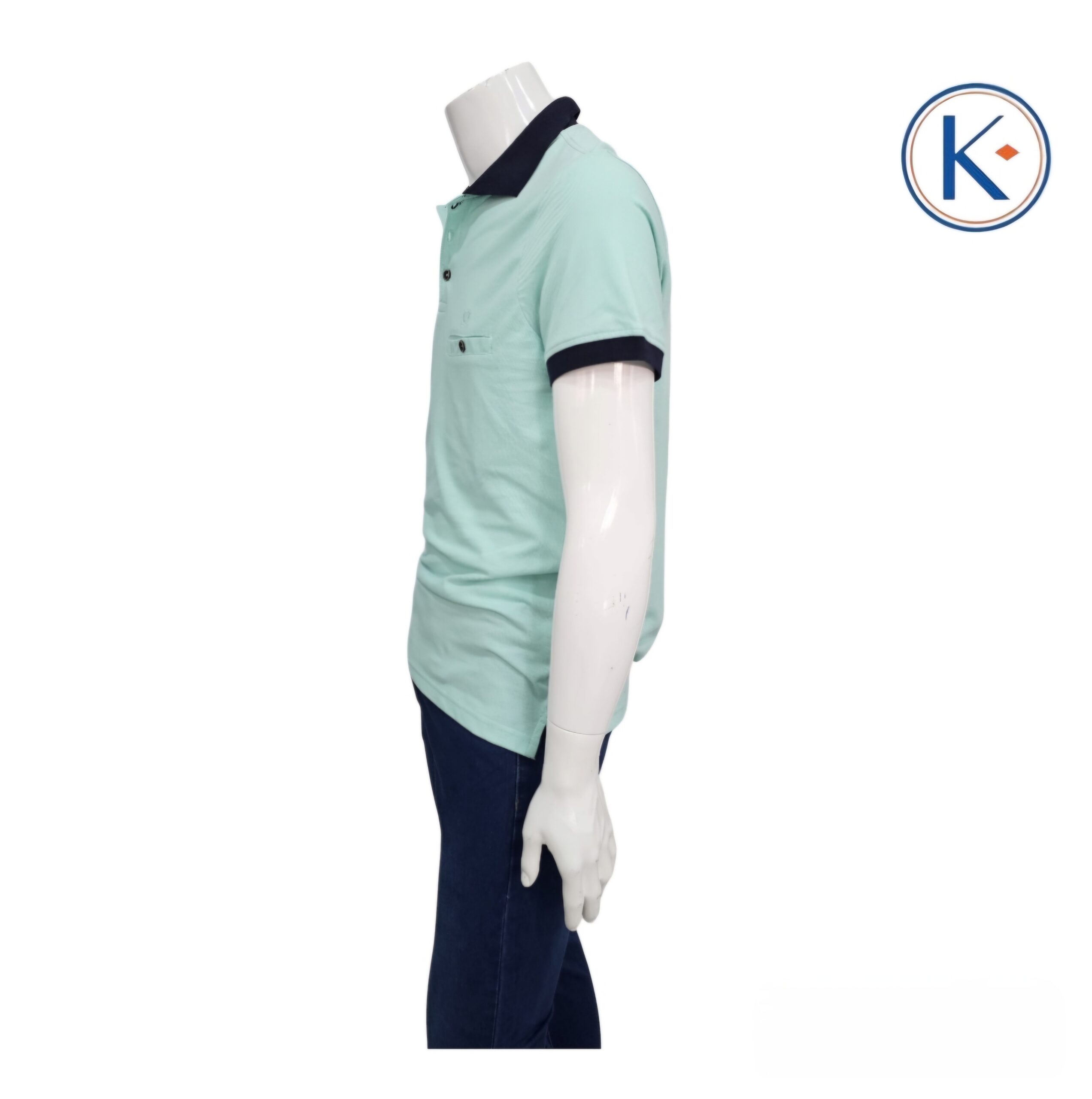 Polo cuello marino con bolsillo en manga corta para hombre